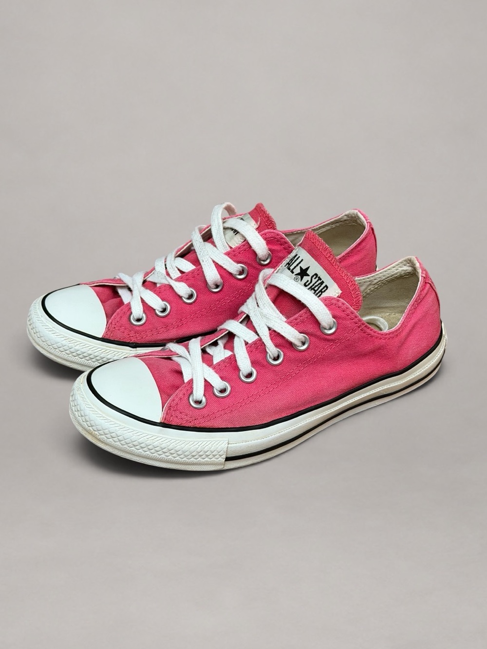Converse Chuck Taylor All Star Low Top Pink Women’s 8